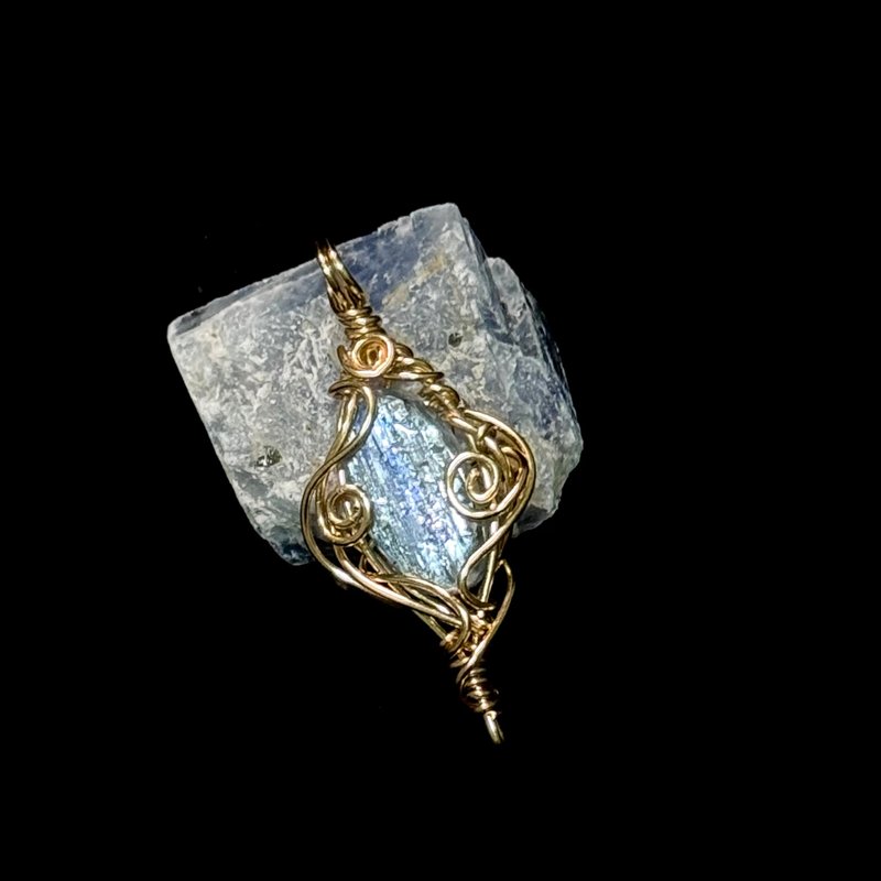 【流光碑】金属编织 蓝晶石项链 - 项链 - 水晶 蓝色