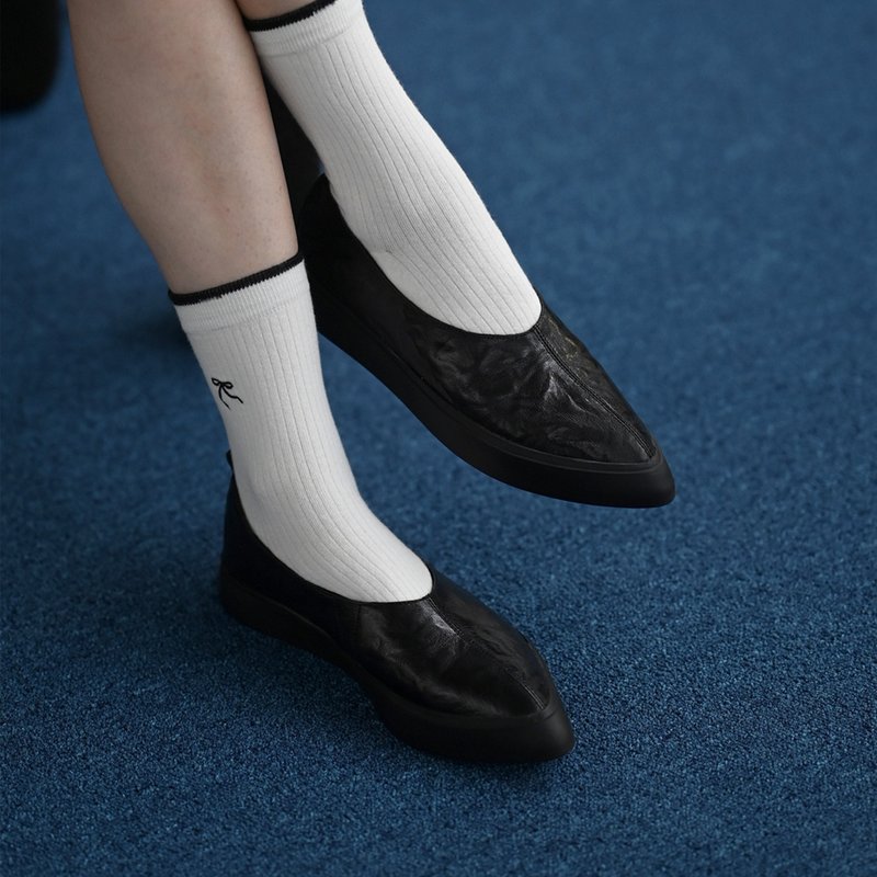 素面-尖头羊皮厚底鞋-黑色 - 女款休闲鞋 - 真皮 黑色