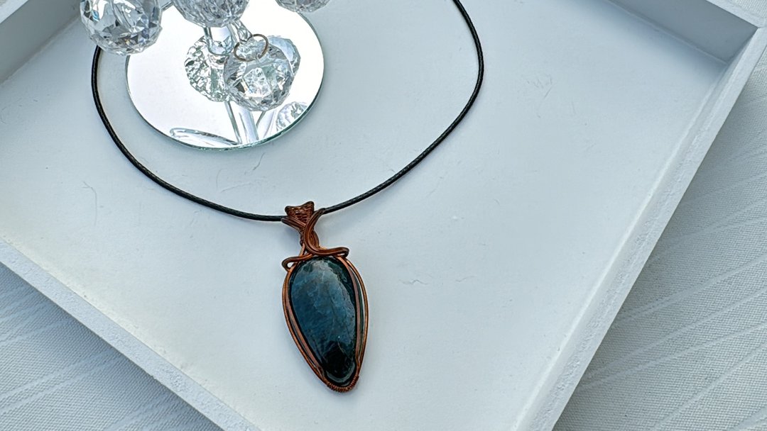 230130 wire wrapping 蓝磷灰石 铜线 绕线 吊堕 - 项链 - 铜/黄铜 蓝色