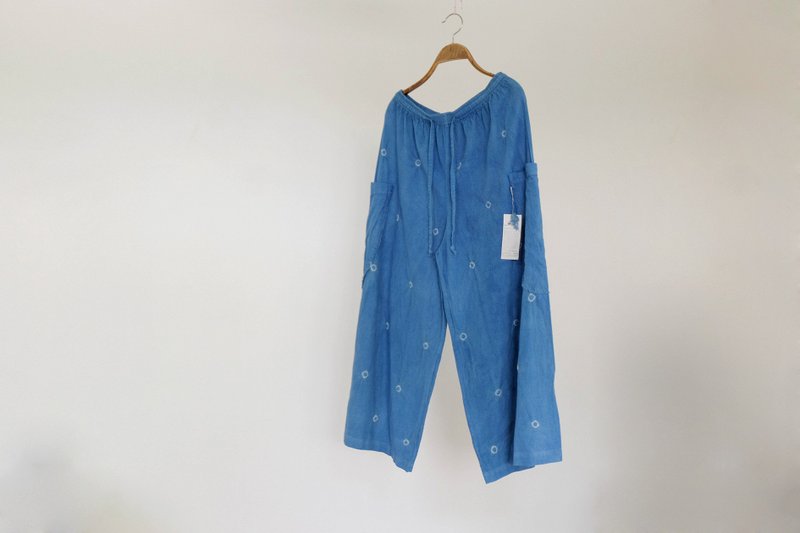 Kram is a color of the sea :: Wide-legged Pants :: Natural Indigo. - 女装长裤 - 棉．麻 蓝色