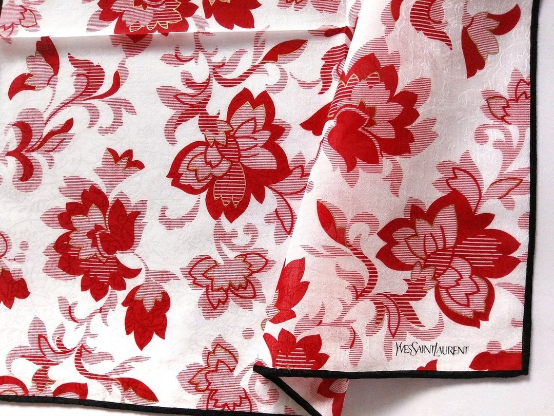 Yves Saint Laurent 古董手帕 缇花 植物花卉 19 x 19 英寸 - 手帕/方巾 - 棉 红色