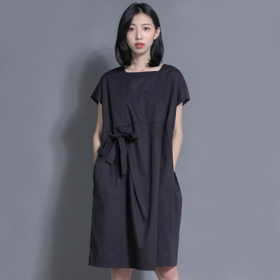 SU:MI said Twilight 暮色绑带洋装_7SF023_黑条纹 - 洋装/连衣裙 - 棉 黑色