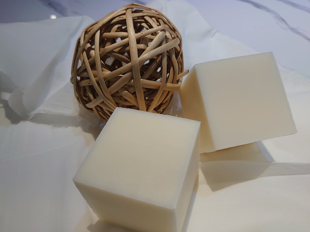 【即期特惠】寻常家事万用皂砖(洗衣、环境清洁) - 碗盘清洁 - 其他材质 白色