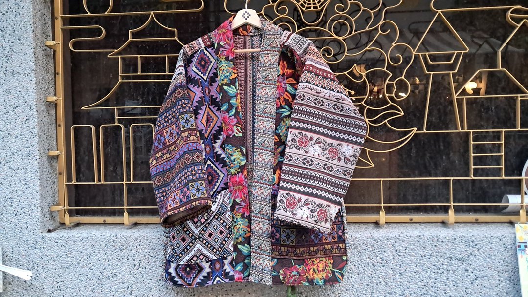 AMIN'S SHINY WORLD 几何繁花满版提花拼接 KIMONO   ONLY系列 - 男装外套 - 棉 多色