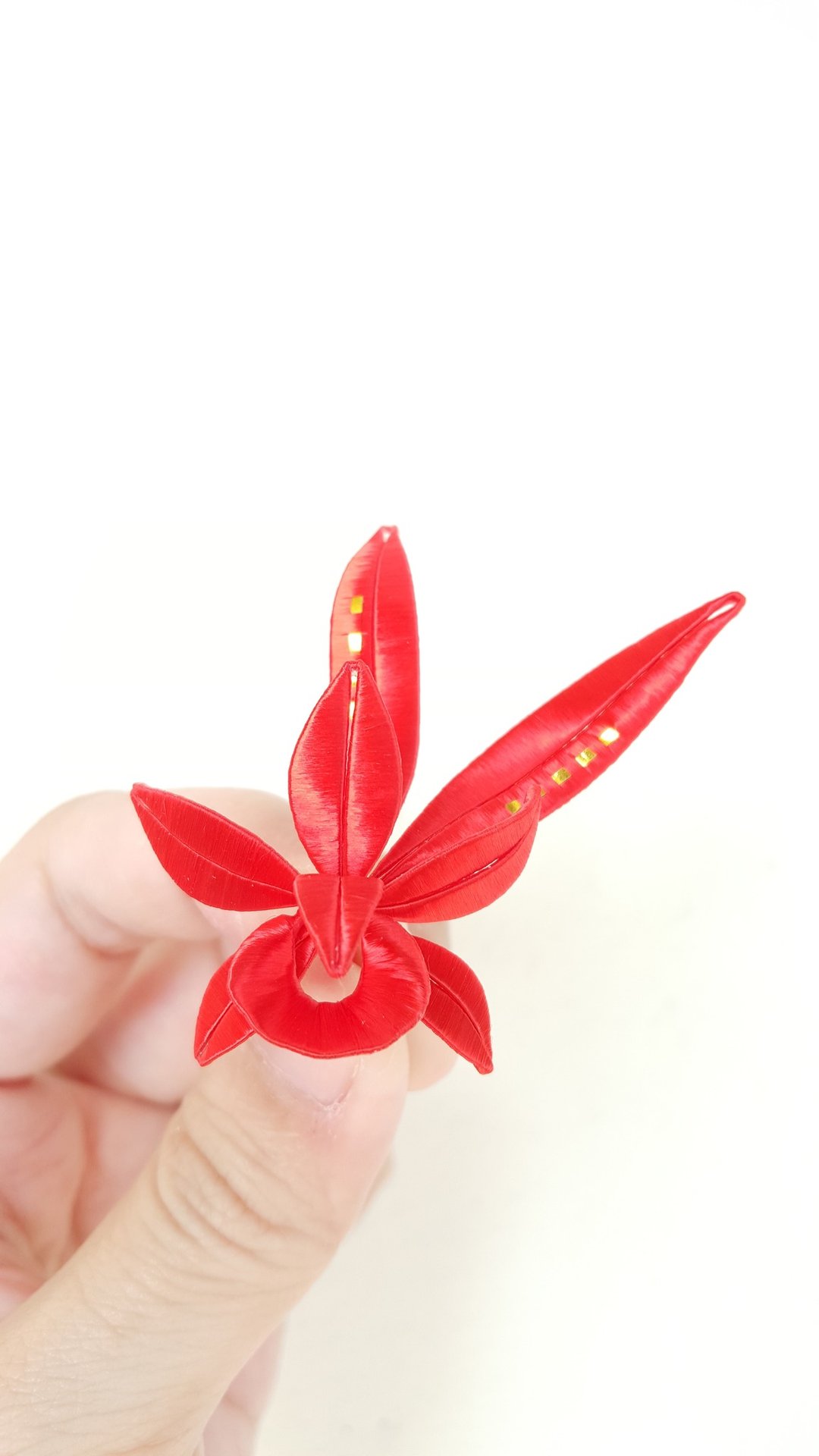 【春仔花】兰花-谦谦君子 - 胸针 - 丝．绢 红色