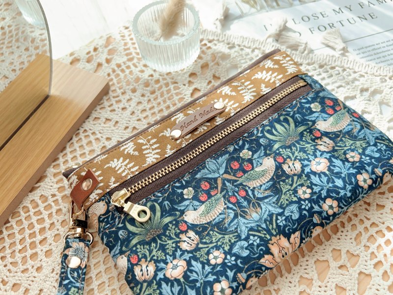 //玩色双搭手拿包//草莓小偷_莫里斯 - 零钱包 - 棉．麻 蓝色