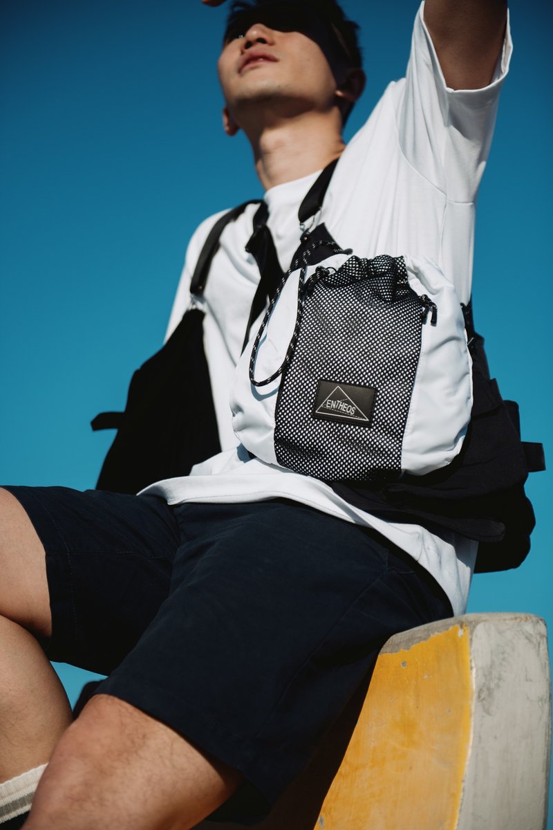 THEO抽绳两用袋 - 侧背包/斜挎包 - 环保材料 白色