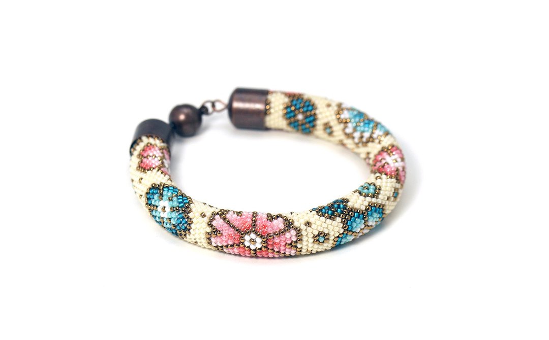 Seed Bead Bracelet Bead Crochet Bracelet Glass Bracelet With Flowers - 手链/手环 - 琉璃 粉红色