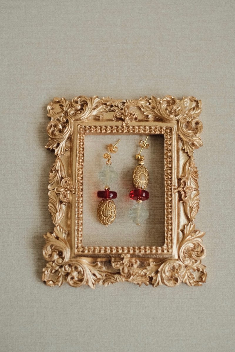 Classic Red 耳环 琉璃 串珠 - 耳环/耳夹 - 琉璃 红色