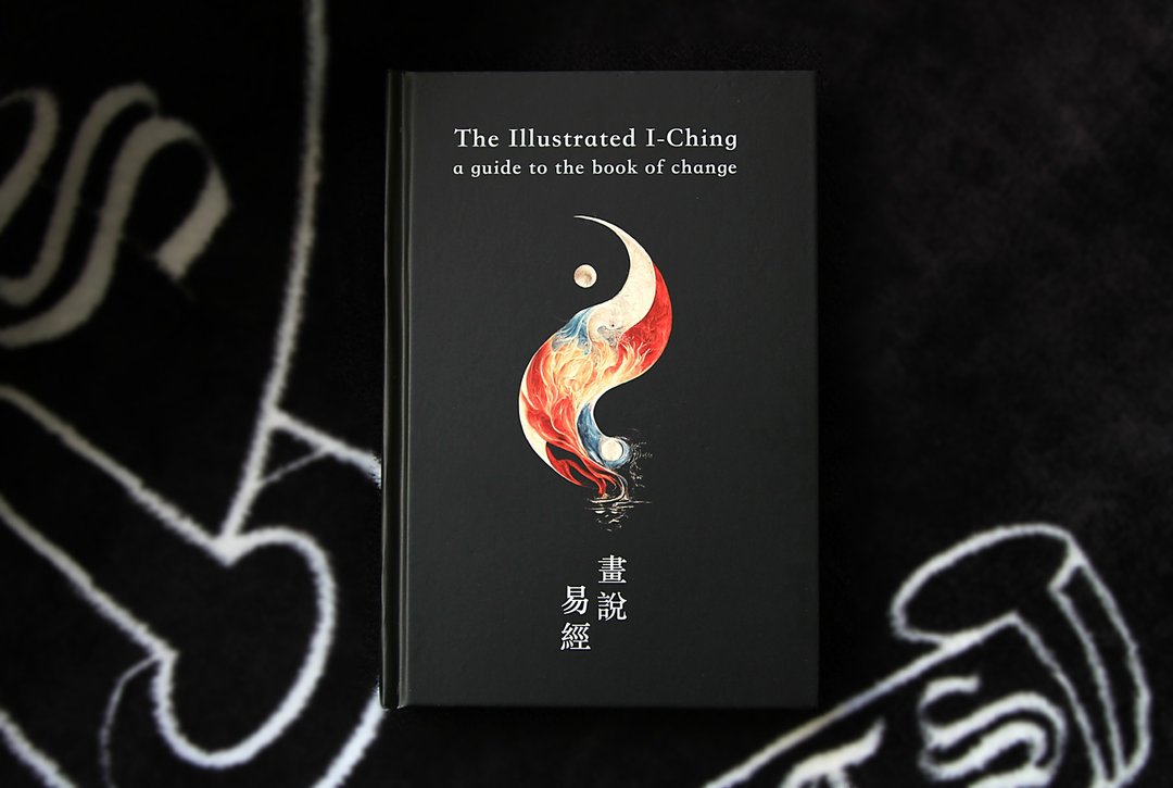 图解易经 周易占卜实用指南 中英双语现代生活应用 精美插画版 - 桌游/玩具 - 纸 多色