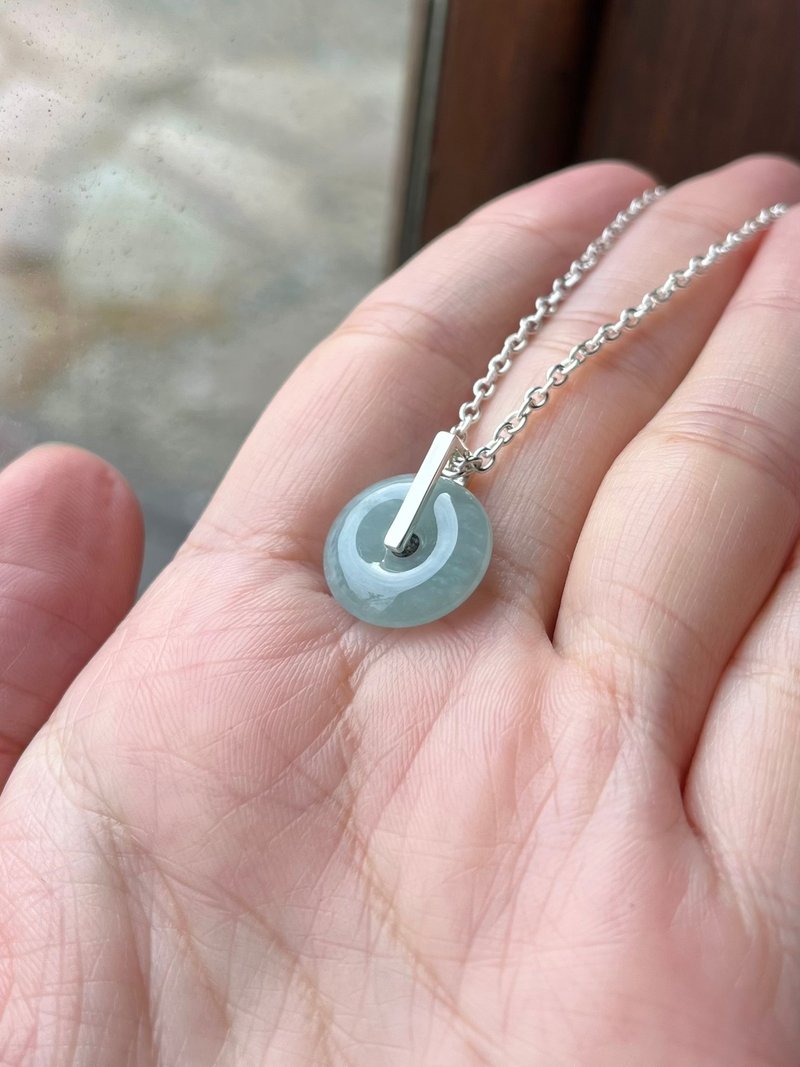 I 悠云 I 天然糯化种淡蓝绿翡翠平安扣 危地马拉翡翠A货 - 项链 - 玉石 绿色