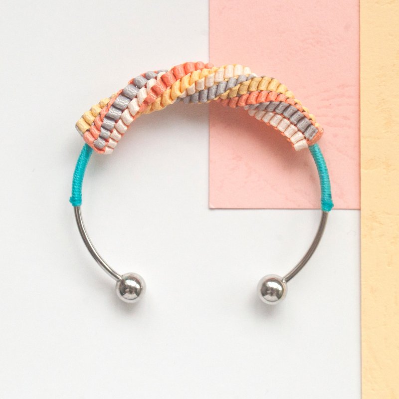 手工编织 / 扭扭 / 不锈钢 / 银色 / 手镯 - 手链/手环 - 其他金属 多色