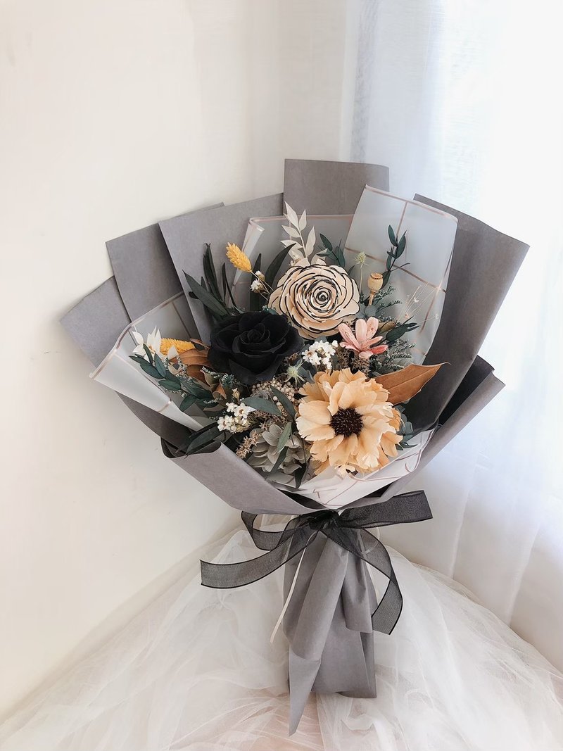 永生花 永生玫瑰花 黑色玫瑰 向日葵毕业花束 毕业礼物 太阳花 - 干燥花/捧花 - 植物．花 黑色