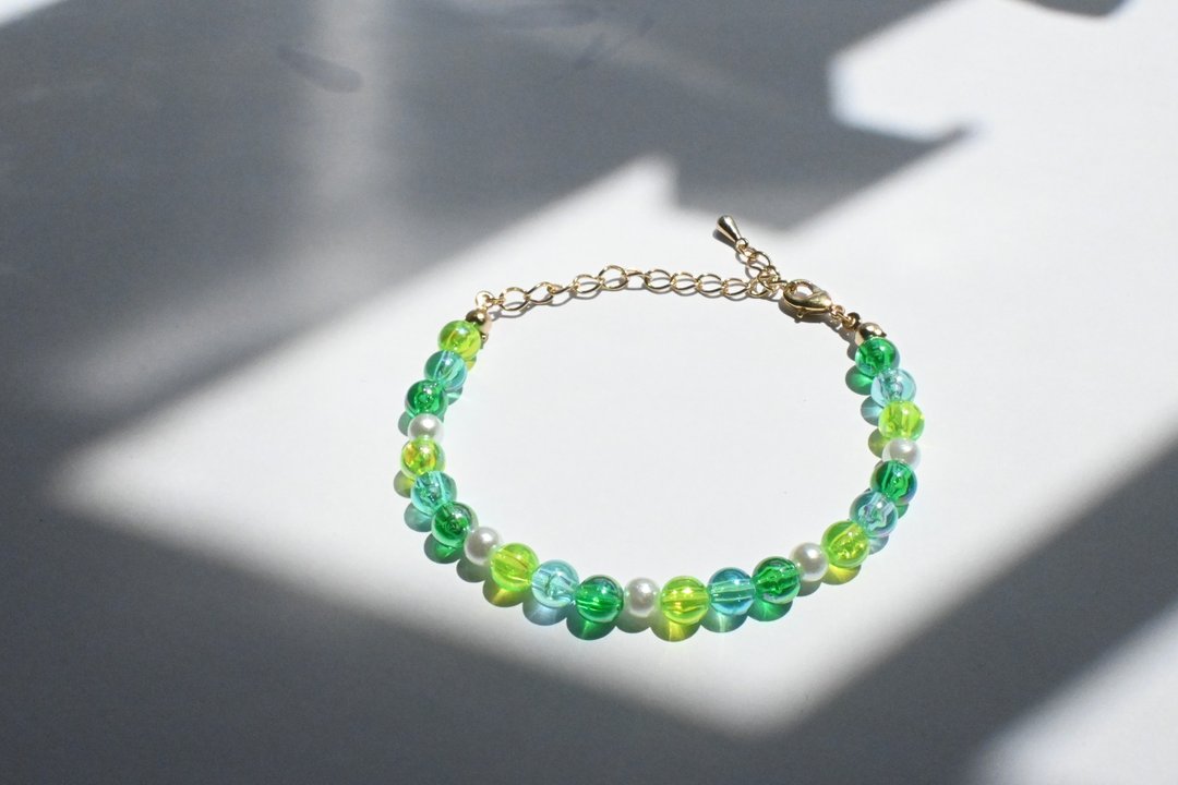 /现货/ crystal forest bracelet • 水晶之森串珠手链 多巴胺色 - 手链/手环 - 铜/黄铜 绿色