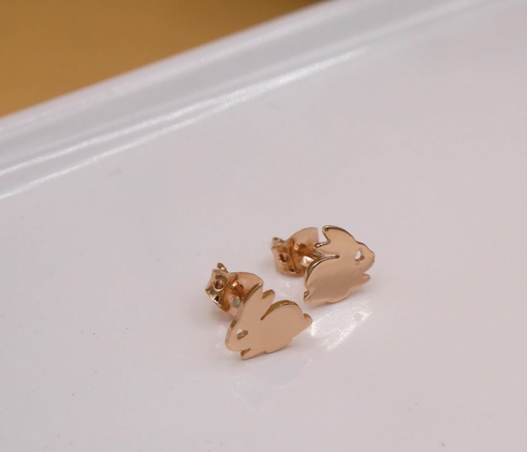 Handmade Mini Bunny Earring - Pink gold plated Little Me by CASO jewelry - 耳环/耳夹 - 其他金属 粉红色