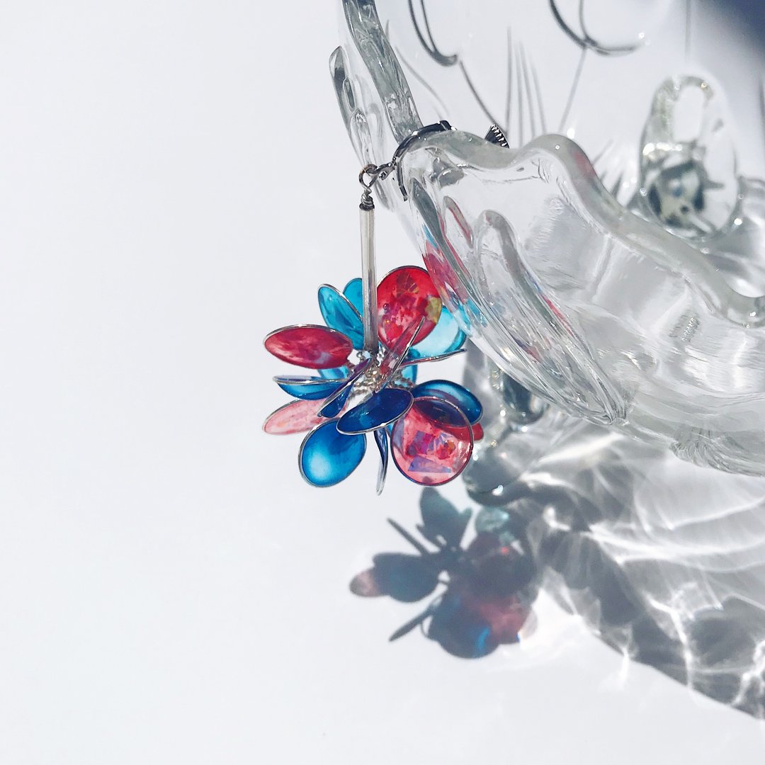 <优游>单边造型手工设计树脂耳环/垂吊款/earring/accessories - 耳环/耳夹 - 其他材质 蓝色
