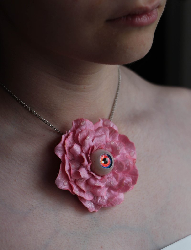 Creepy jewelry, Wild pink flower necklaces - 项链 - 其他材质 粉红色