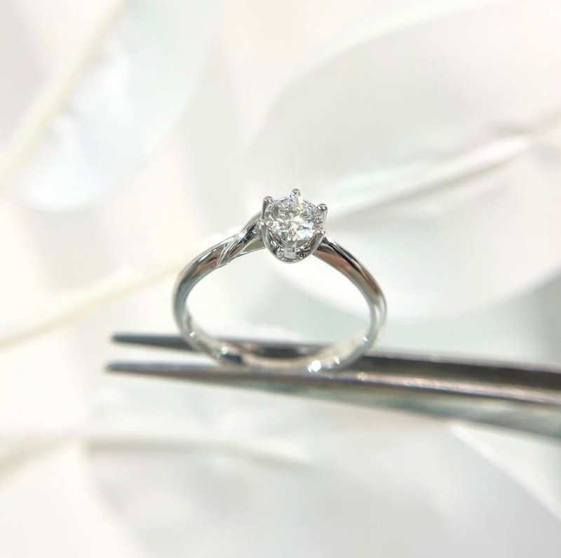 25RJ2700 - 戒指 - 钻石 