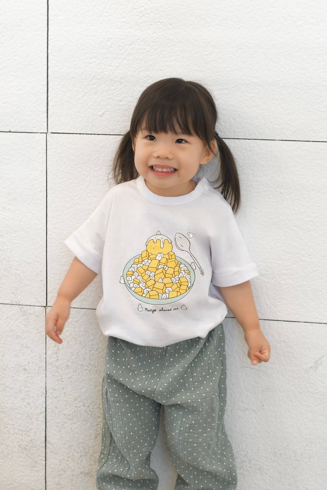 Kid-麻糬兔与泡泡羊芒果冰小孩T-shirt (白色) - 童装上衣 - 棉．麻 白色