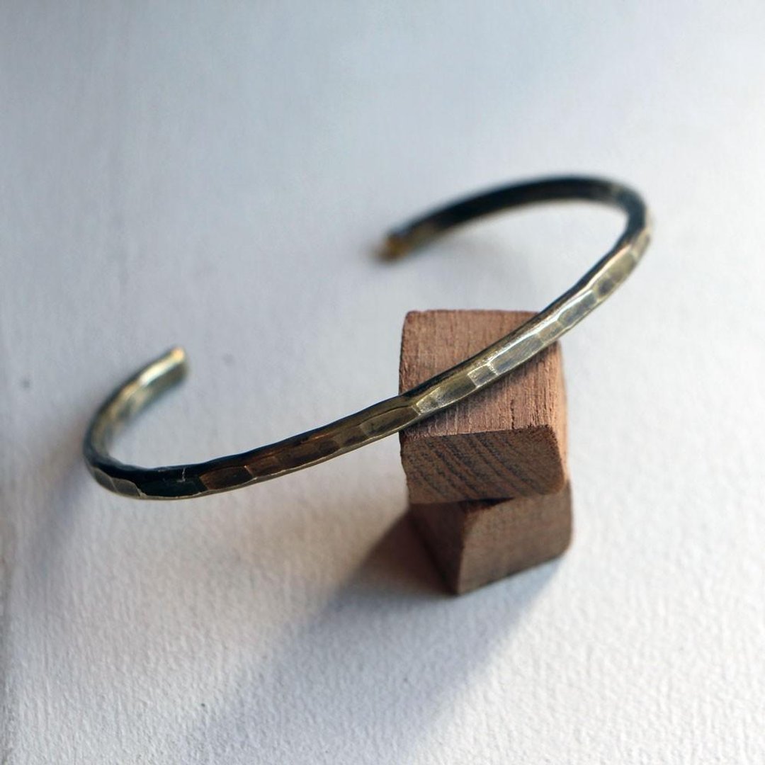 Brass bracelet multi-sided - 手链/手环 - 其他金属 金色