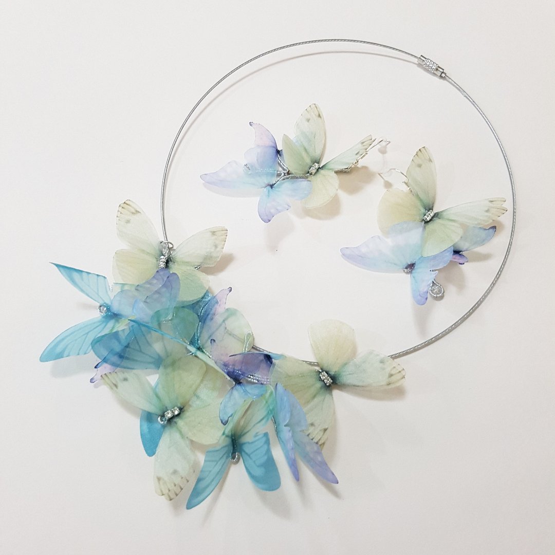 Butterfly necklace Soutache branch butterflies necklace Summer necklace - 项链 - 其他金属 透明