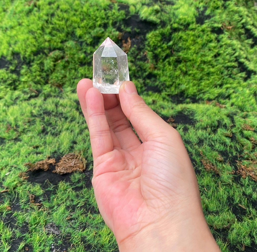 天然冰透可爱胖胖白水晶能量柱 开运净化 风水 办公室摆件 - 摆饰 - 水晶 白色