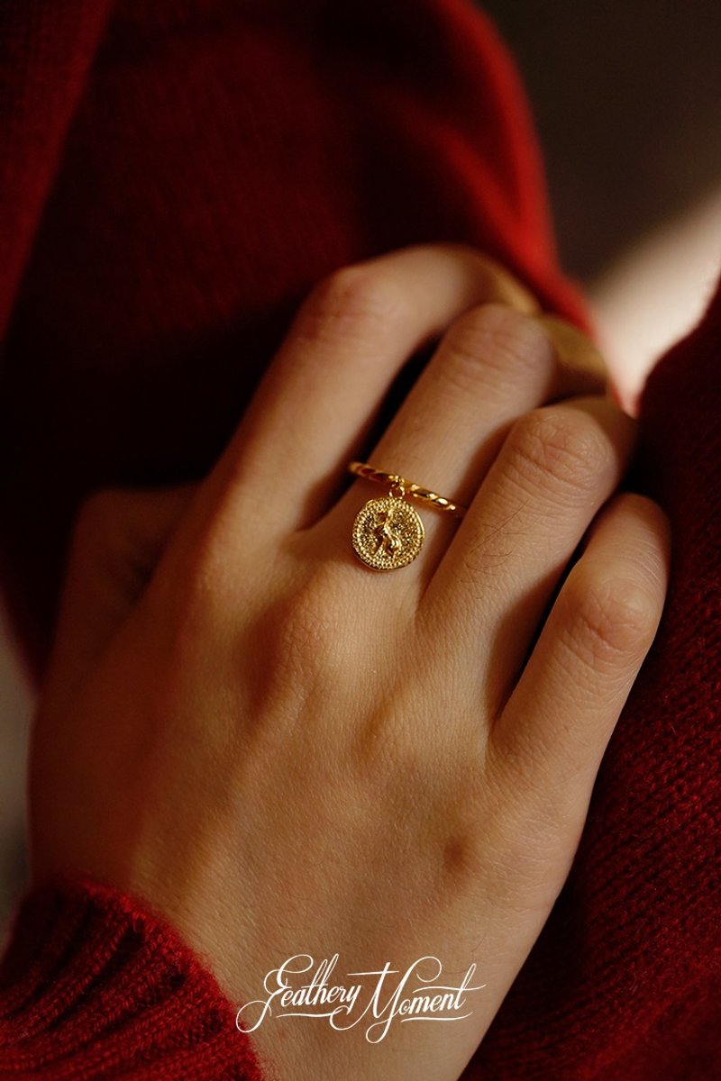 法老猫剪影925银镀金戒指 复古埃及风 个性优雅 - 戒指 - 银 