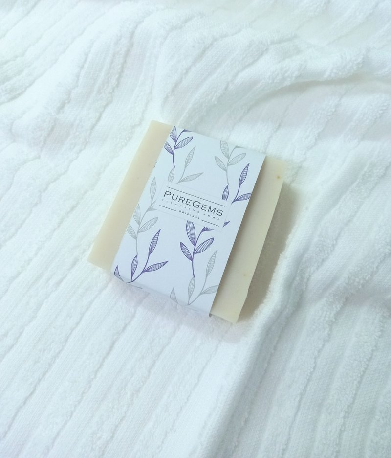 PUREGEMS 蜂胶。橄榄。冷杉 薰衣草 雪松 甜橙。手工皂 - 肥皂/手工皂 - 其他材质 白色