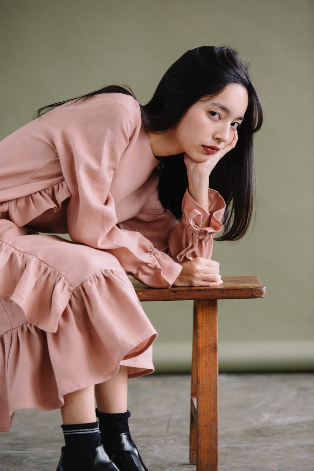RUFFLE DRESS WITH LONG SLEEVES IN BABY PINK - 洋装/连衣裙 - 棉 粉红色