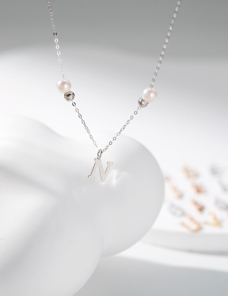 Akoya 名之蜜语 18K 金 颈链 - 项链 - 珍珠 银色