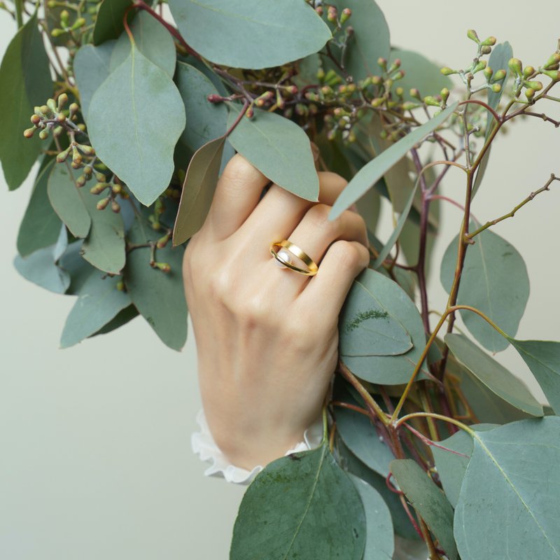 The Twins Ring/ 925 纯银珍珠双圈戒指 - 戒指 - 银 金色
