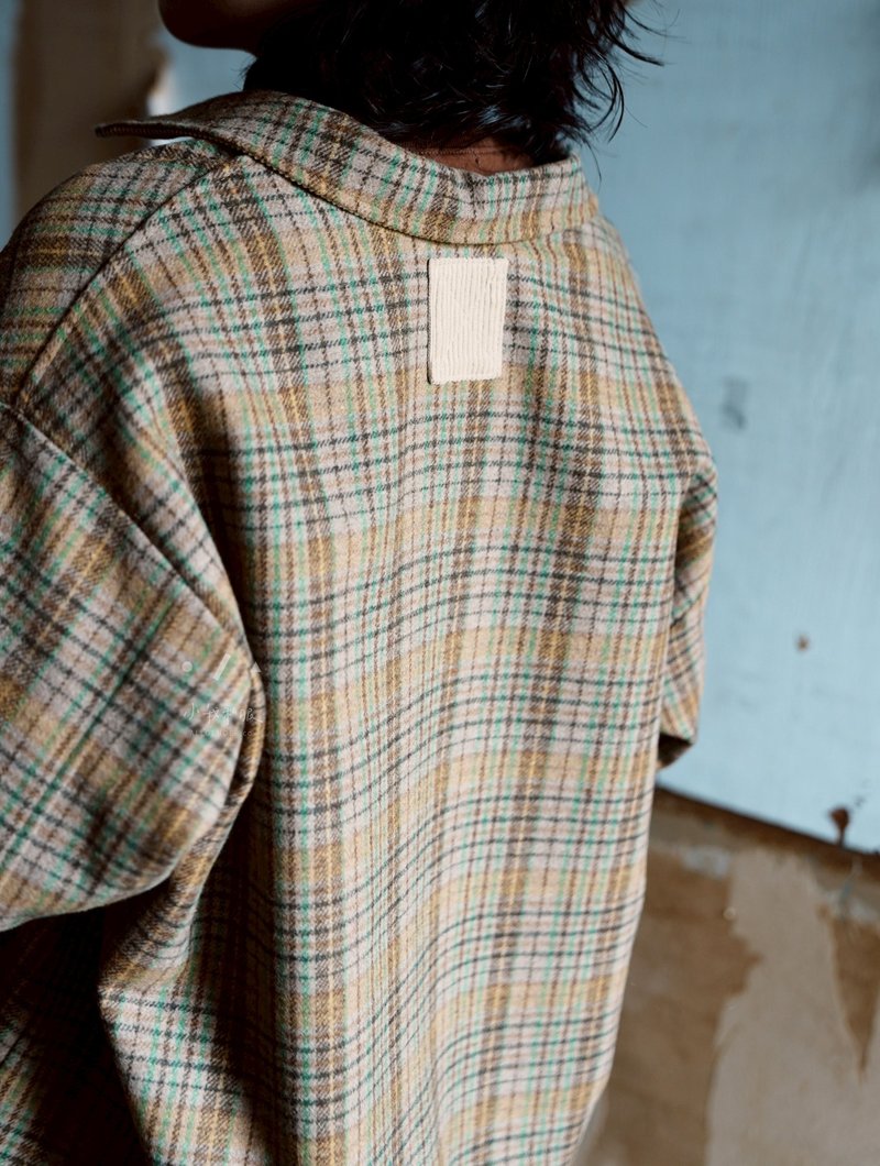 曲奇饼格纹拼接小版外套 - 女装西装外套/风衣 - 聚酯纤维 咖啡色