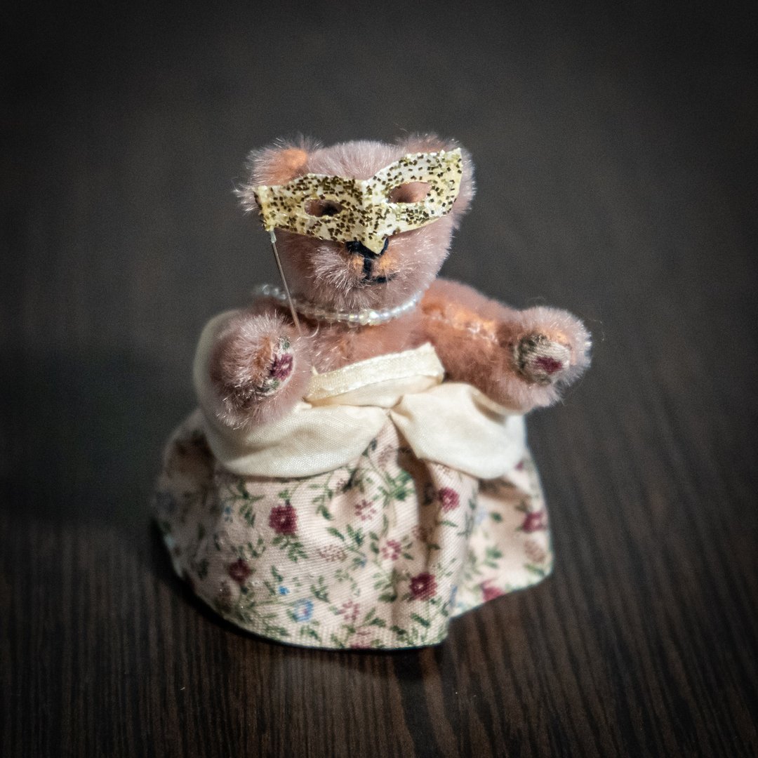 Tiny teddy bear incognita | Miniature Mohair Teddy Bear - 玩偶/公仔 - 其他材质 咖啡色