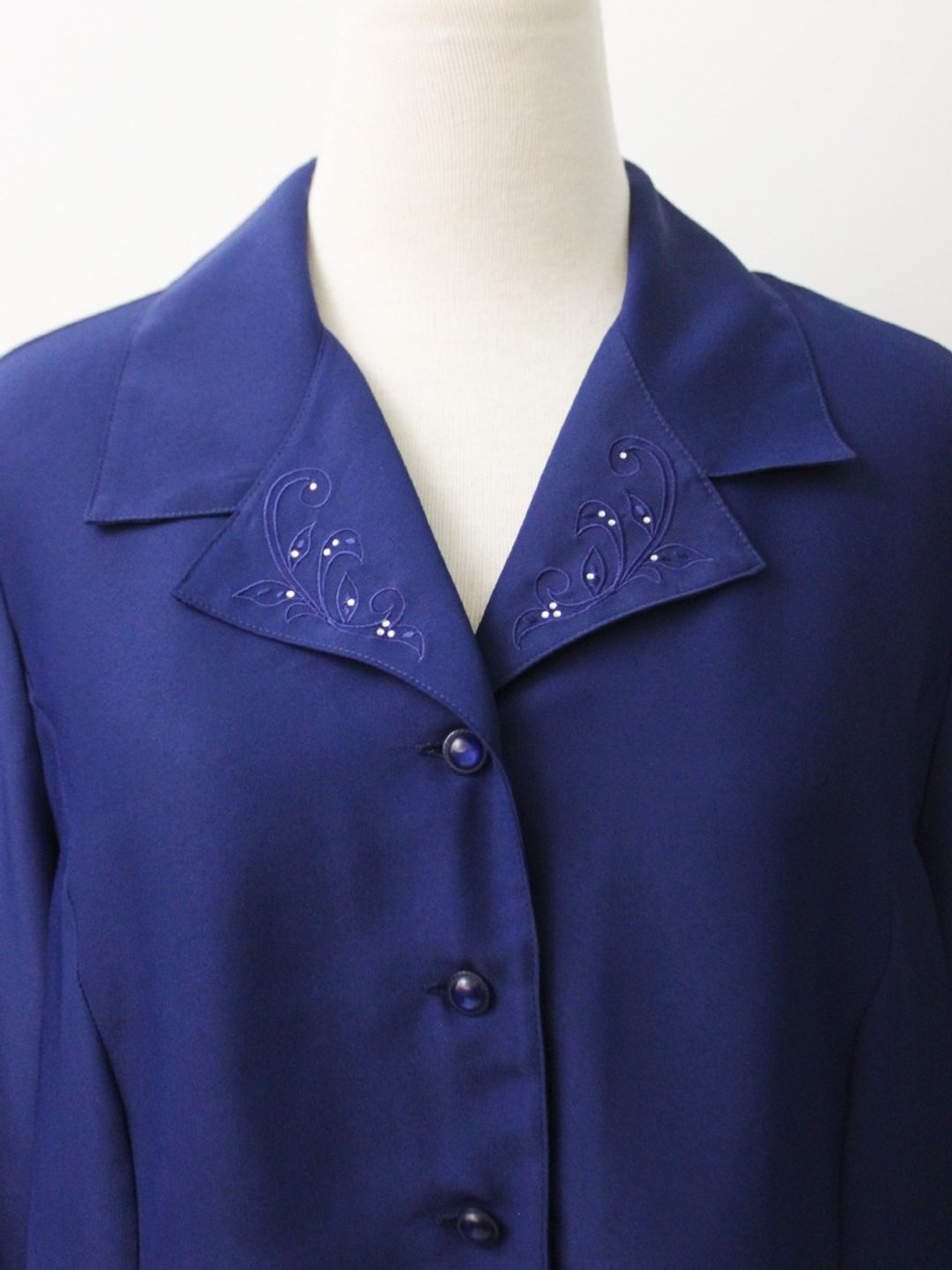 复古刺绣领深蓝色宽松90s欧洲古着衬衫 European Vintage Blouse - 女装衬衫 - 聚酯纤维 蓝色