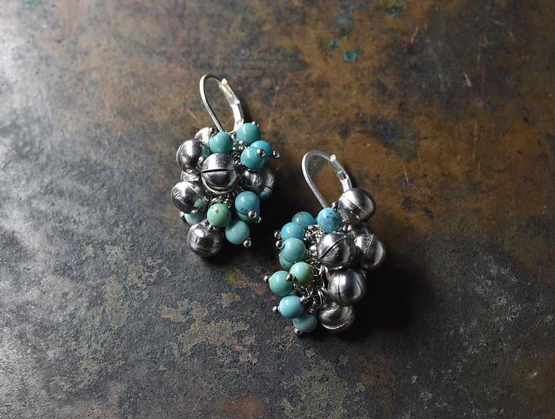 Fluffy bells and turquoise fruit earrings - 耳环/耳夹 - 其他金属 银色