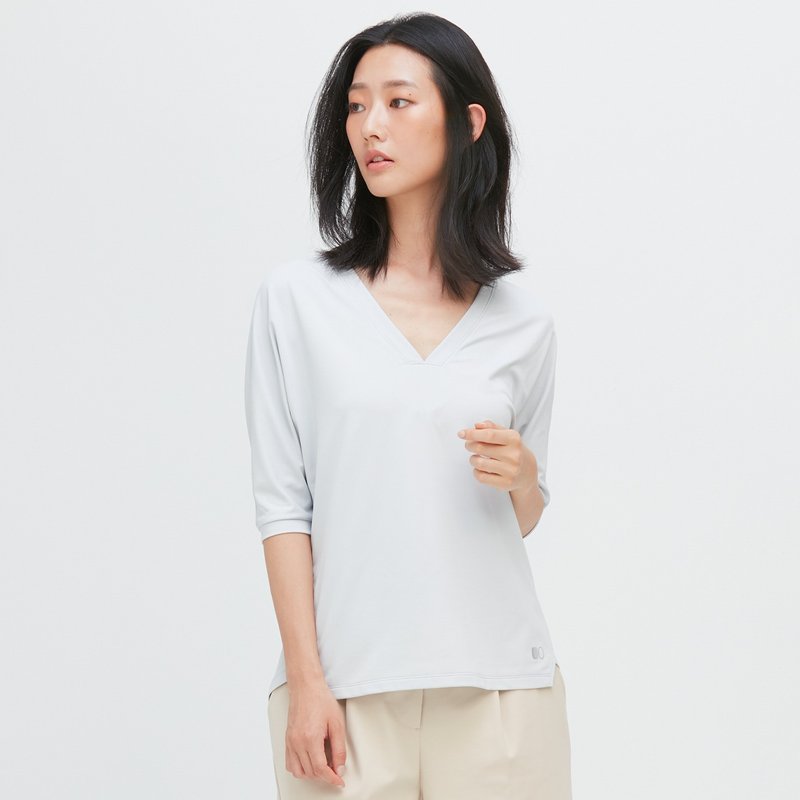 【限时5折】在台研发-复苏机能V领上衣(女)-晨雾灰 - 女装 T 恤 - 聚酯纤维 灰色
