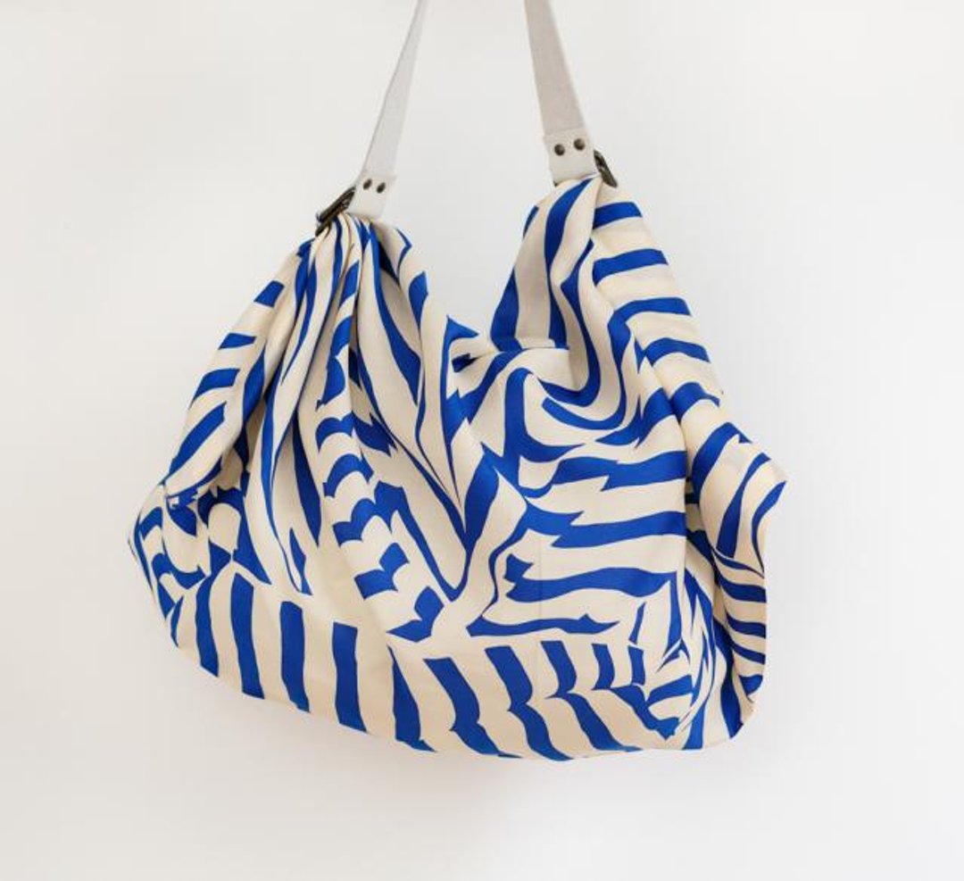 Stripe Navy &amp; White leather carry strap set - 侧背包/斜挎包 - 棉．麻 蓝色