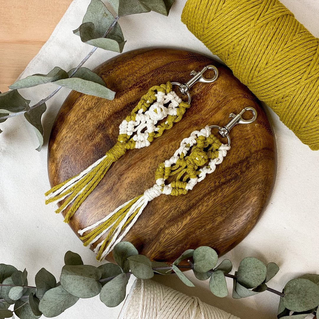 Macrame / Keychain / 编织成对钥匙圈 / 包包挂饰 / 立体圆球款 - 钥匙链/钥匙包 - 棉 橘色