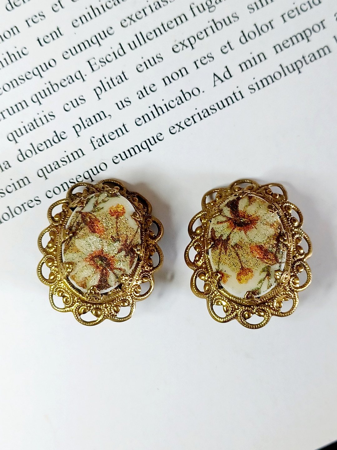 vintage jewelry 西德制 维多利亚风格花卉 夹式耳环 - 耳环/耳夹 - 其他金属 