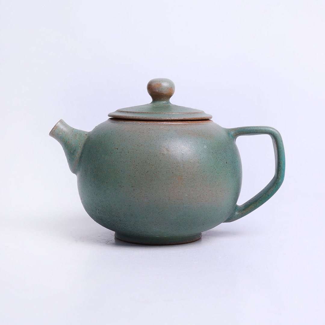 明芽窑 l 雪松灰绿釉后手壶 0404-30 H3 - 茶具/茶杯 - 陶 绿色