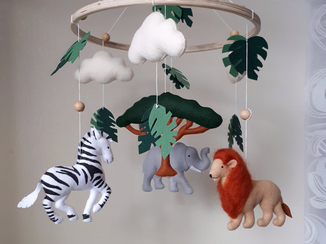 Mobile baby nursery decor Africa animals, jungle crib mobile neutral - 玩具/玩偶 - 环保材料 多色
