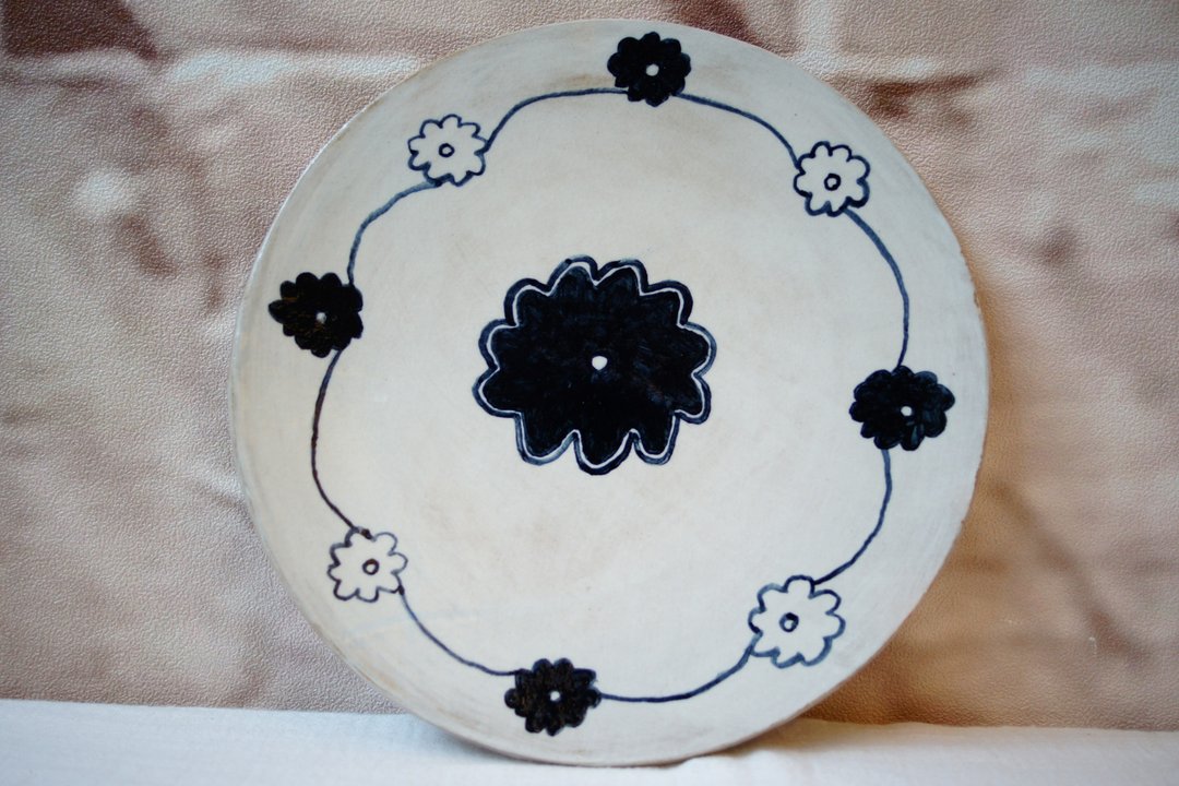 手作粉引 缱绻花 圆皿 Ø20cm  花边盘 餐盘 水果盘 蛋糕盘 - 盘子/餐盘/盘架 - 陶 蓝色
