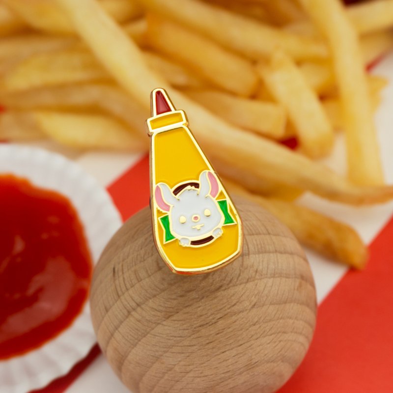 Mouse Tarde Enamel Pin - 胸针 - 其他金属 黄色