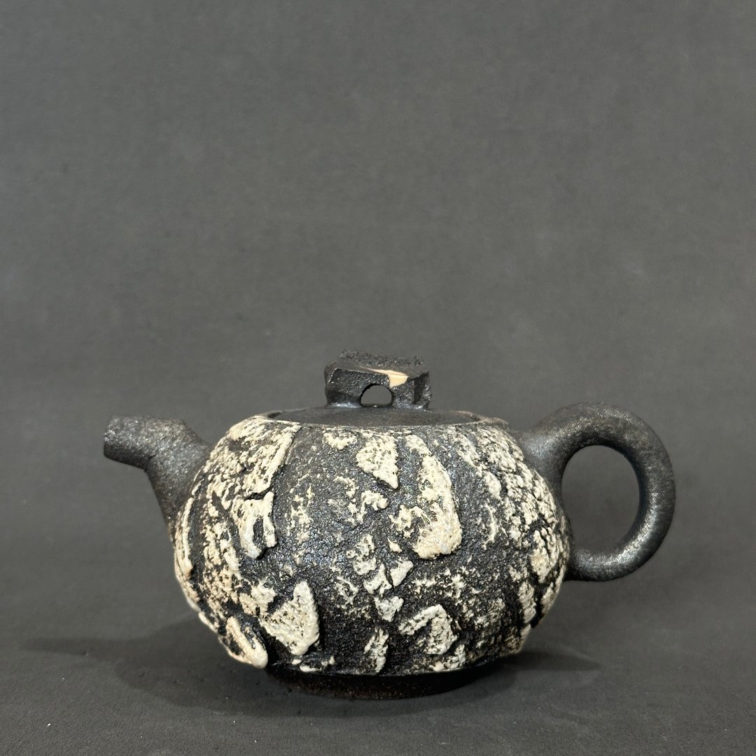 随心陶 I 柴烧茶壶 I 正把壶 I 程警濠 - 茶具/茶杯 - 陶 黑色