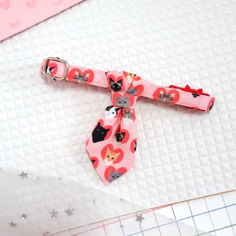 Lovely cat face fabric Cat Necktie Collar with Breakaway Safety Buckle - 项圈/牵绳 - 棉．麻 粉红色