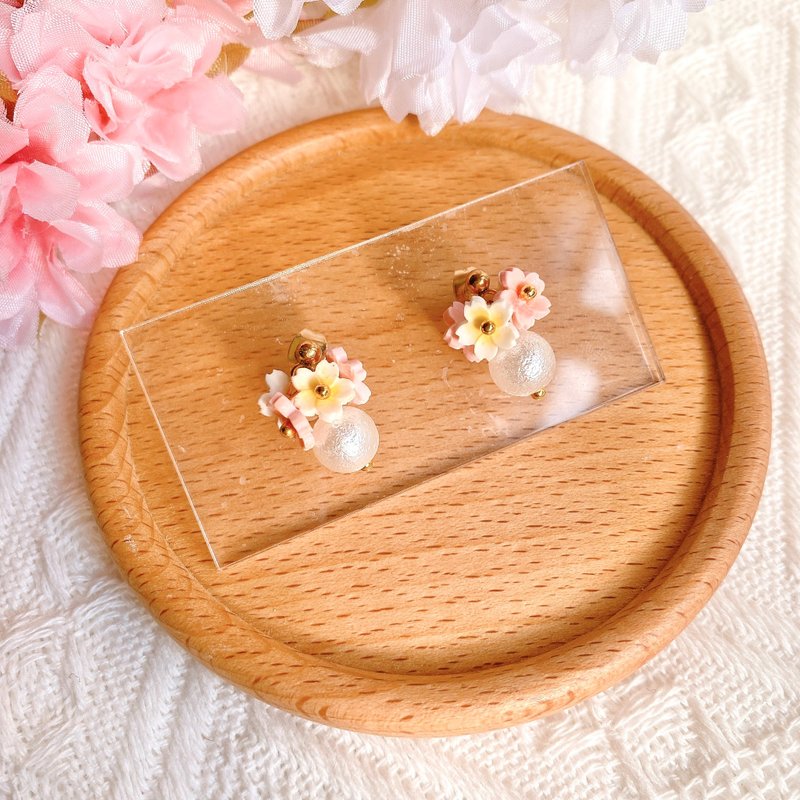 迷你樱花垂坠耳环 | 黏土耳环 - 耳环/耳夹 - 粘土 粉红色
