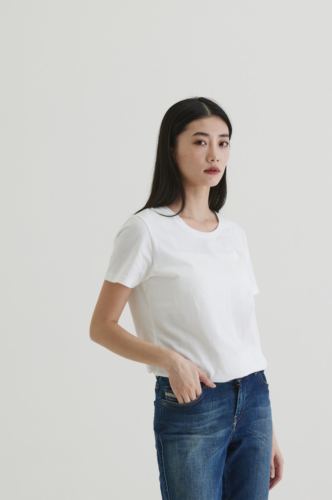 低圆领短袖上衣 有机棉 白色 - 女装 T 恤 - 棉 白色