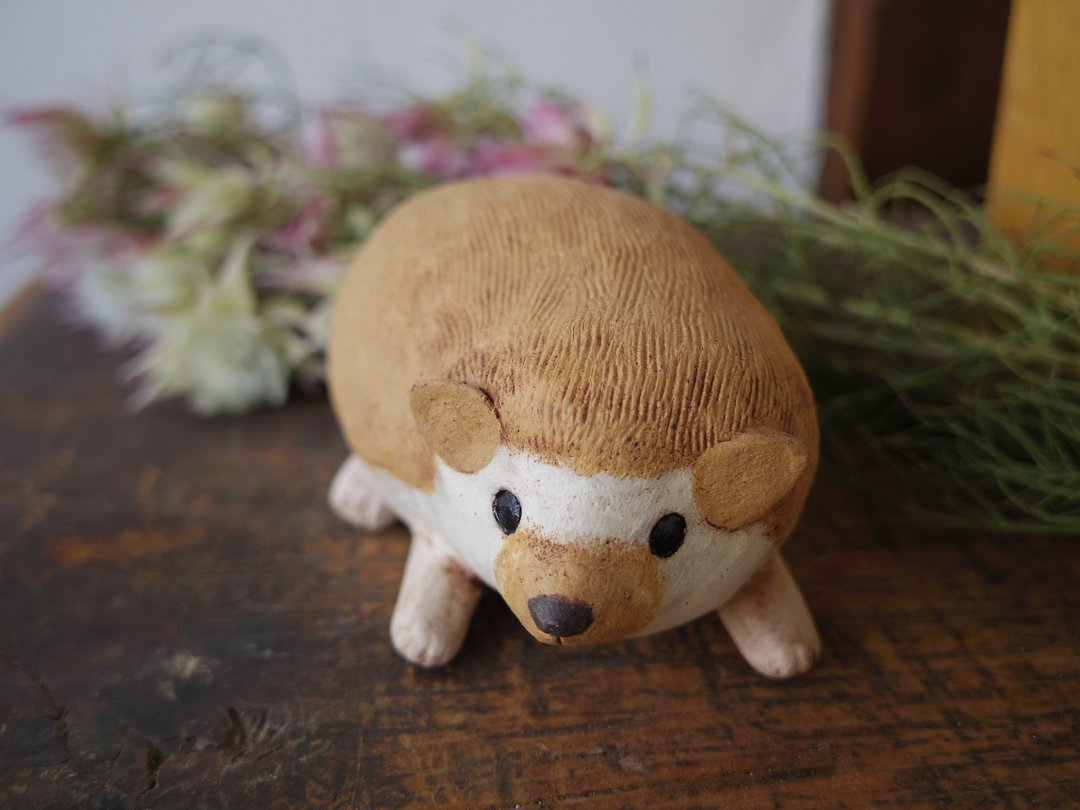 Hedgehog figure - 玩偶/公仔 - 陶 卡其色