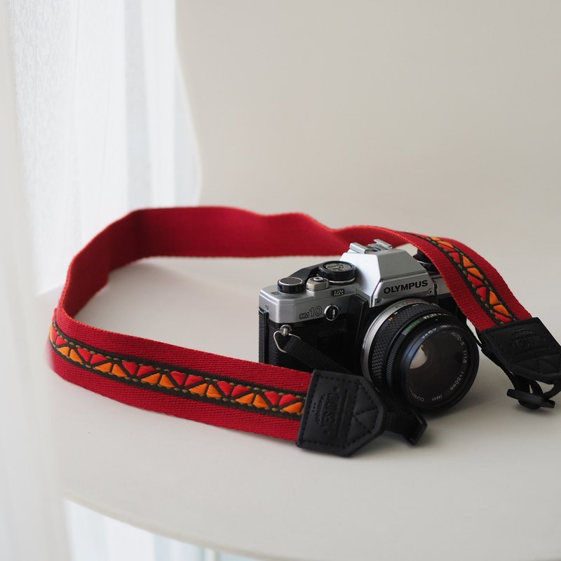 Blue Crisscross with Navy  / LARGE  SIZE / CAMERA STRAP by YESIDID - 相机背带/脚架 - 人造皮革 红色