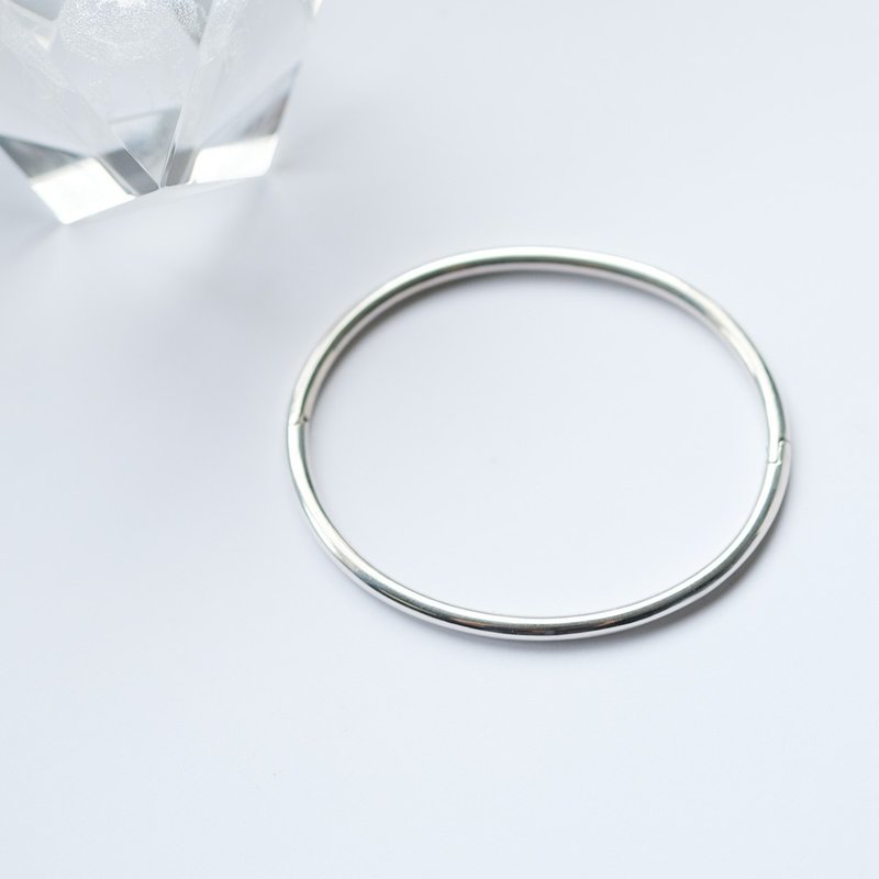 Inner Komaru Bangle Silver 925 - 手链/手环 - 其他金属 银色